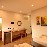 Ramosaco, Radhime, Vlore Hotel
