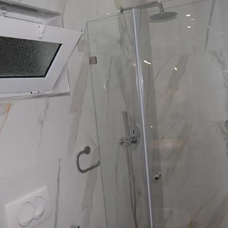 Ramosaco, Radhime, Vlore Hotel 3*