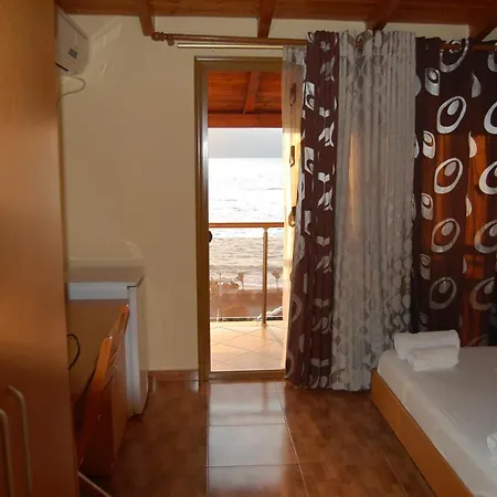 Ramosaco, Radhime, Vlore Hotel 3*