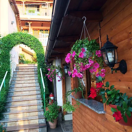 Ramosaco, Radhime, Vlore