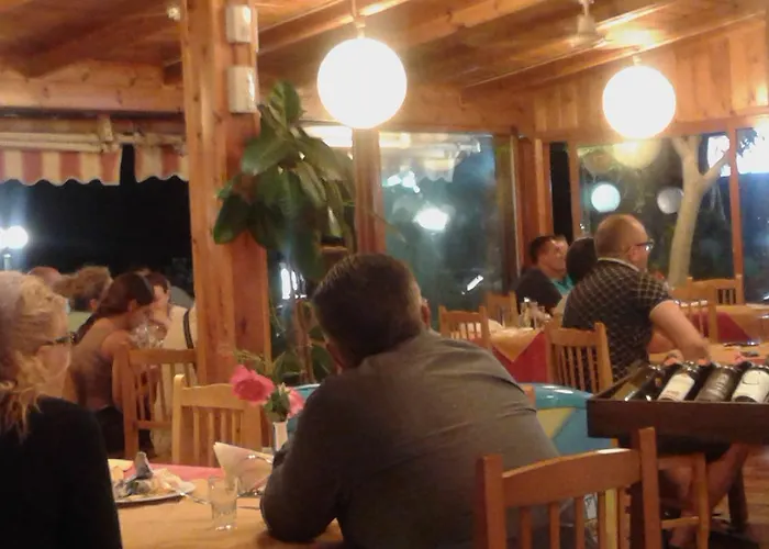 Hotel Ramosaco, Radhime, Vlore 3*