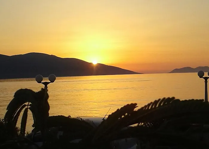 Ramosaco, Radhime, Vlore 酒店 3*