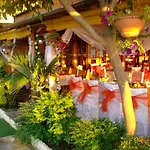 Ramosaco, Radhime, Vlore מלון 3*