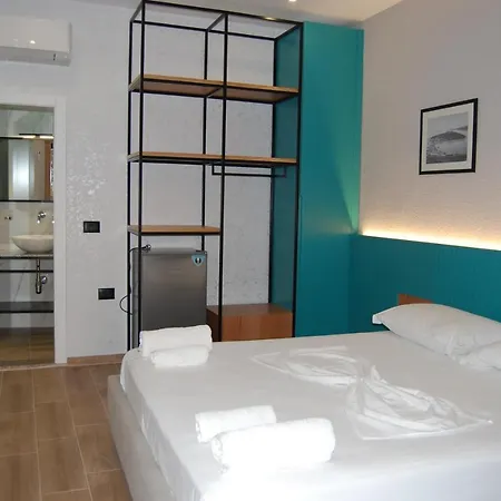 Ramosaco, Radhime, Vlore Hotel 3*