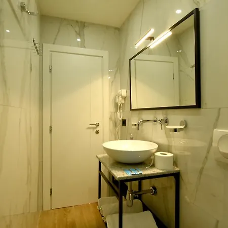 Ramosaco, Radhime, Vlore Hotel