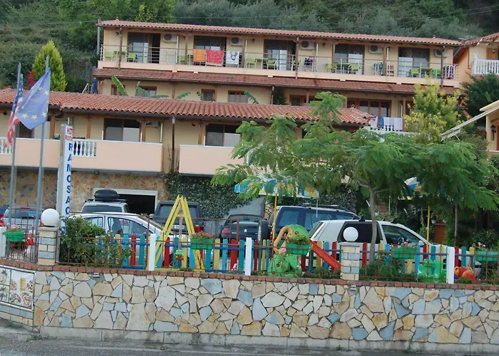 Ramosaco, Radhime, Vlore Hotel 3*